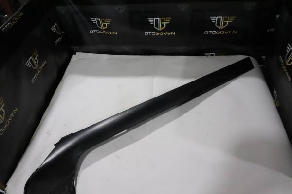 FORD TRANSİT 350 E-ED-EL-L-M ÇIKMA PARÇA TRANSİT V184 SIFIR DIŞ DİREK PLASTİĞİ